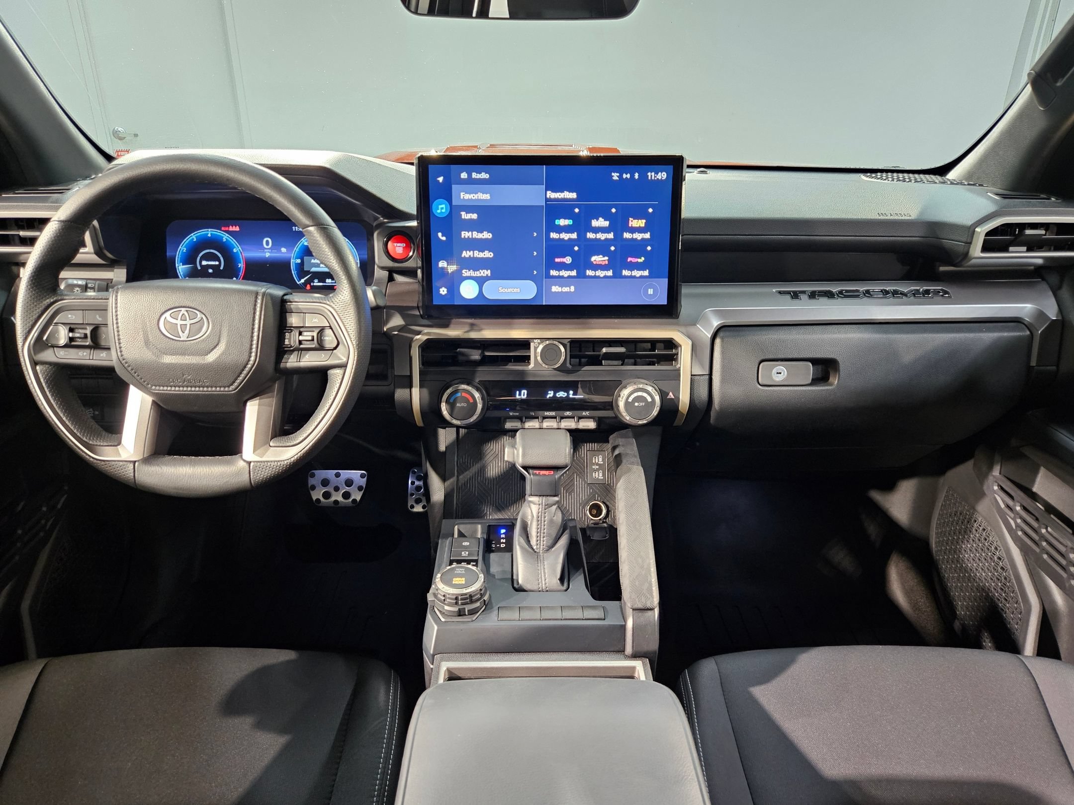 Certified 2025 Toyota Tacoma TRD Sport AWD/4WD image 10