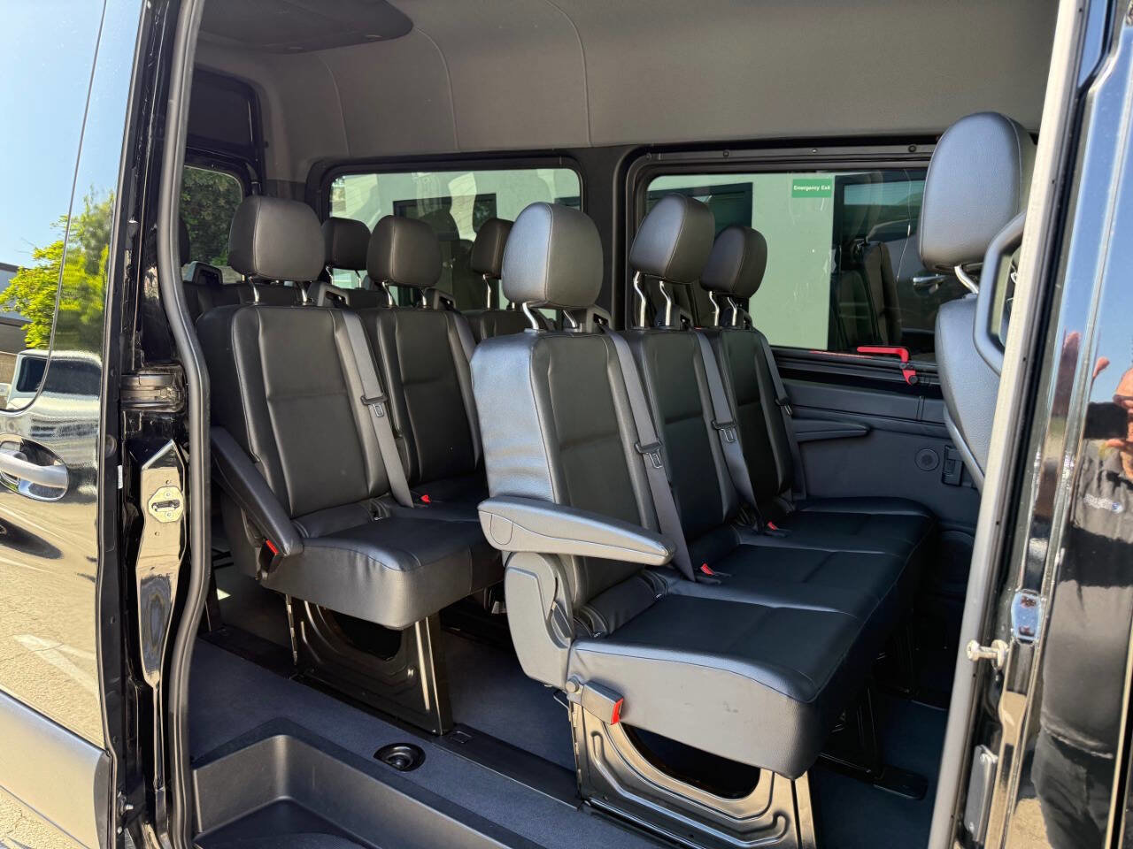 Used 2022 Mercedes-Benz Sprinter 2500 image 27