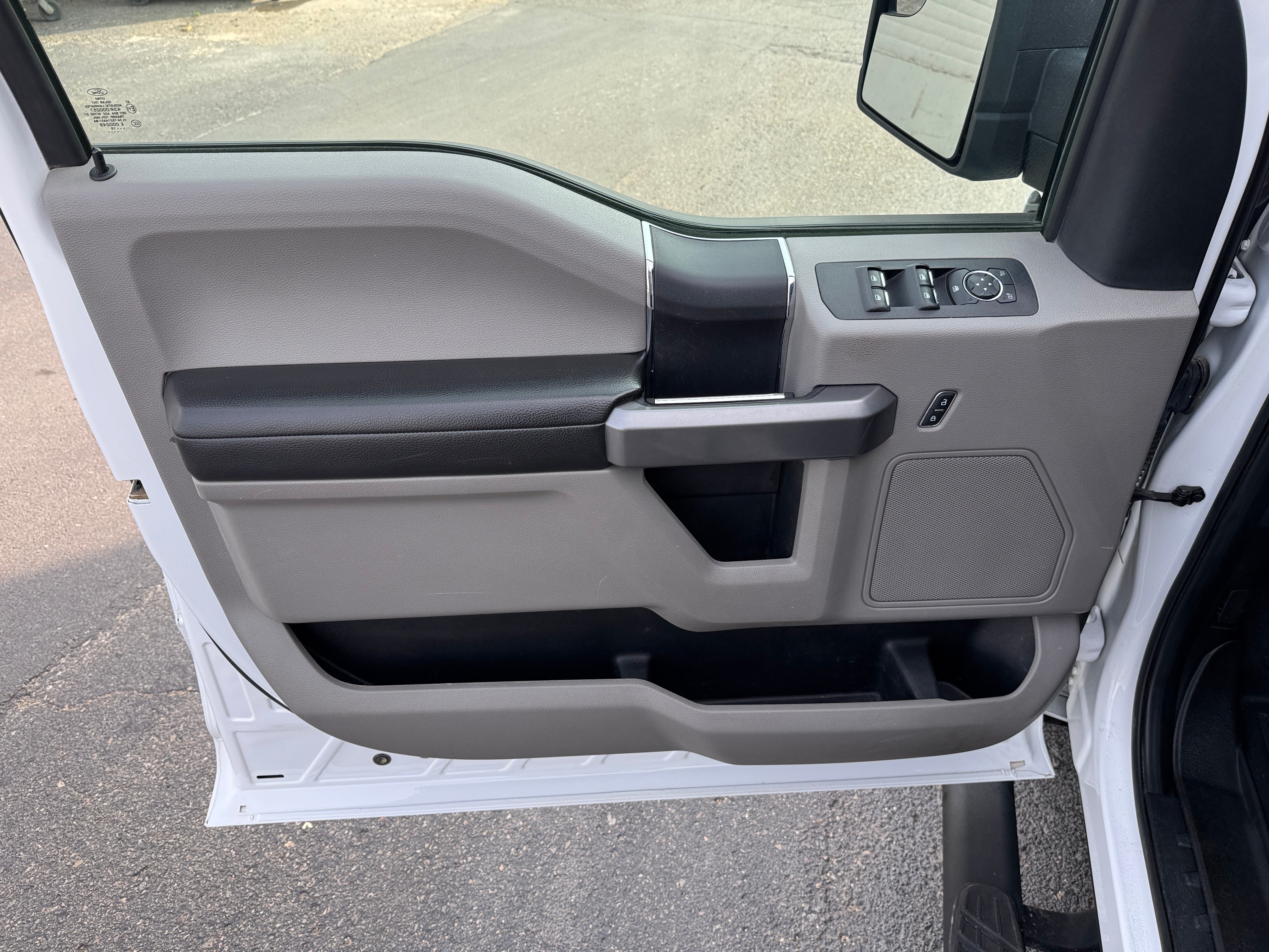 Used 2019 Ford F150 XLT w/ Trailer Tow Package AWD/4WD image 7