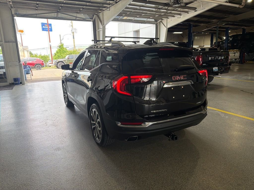 Used 2018 GMC Terrain SLT w/ Preferred Package AWD/4WD image 4