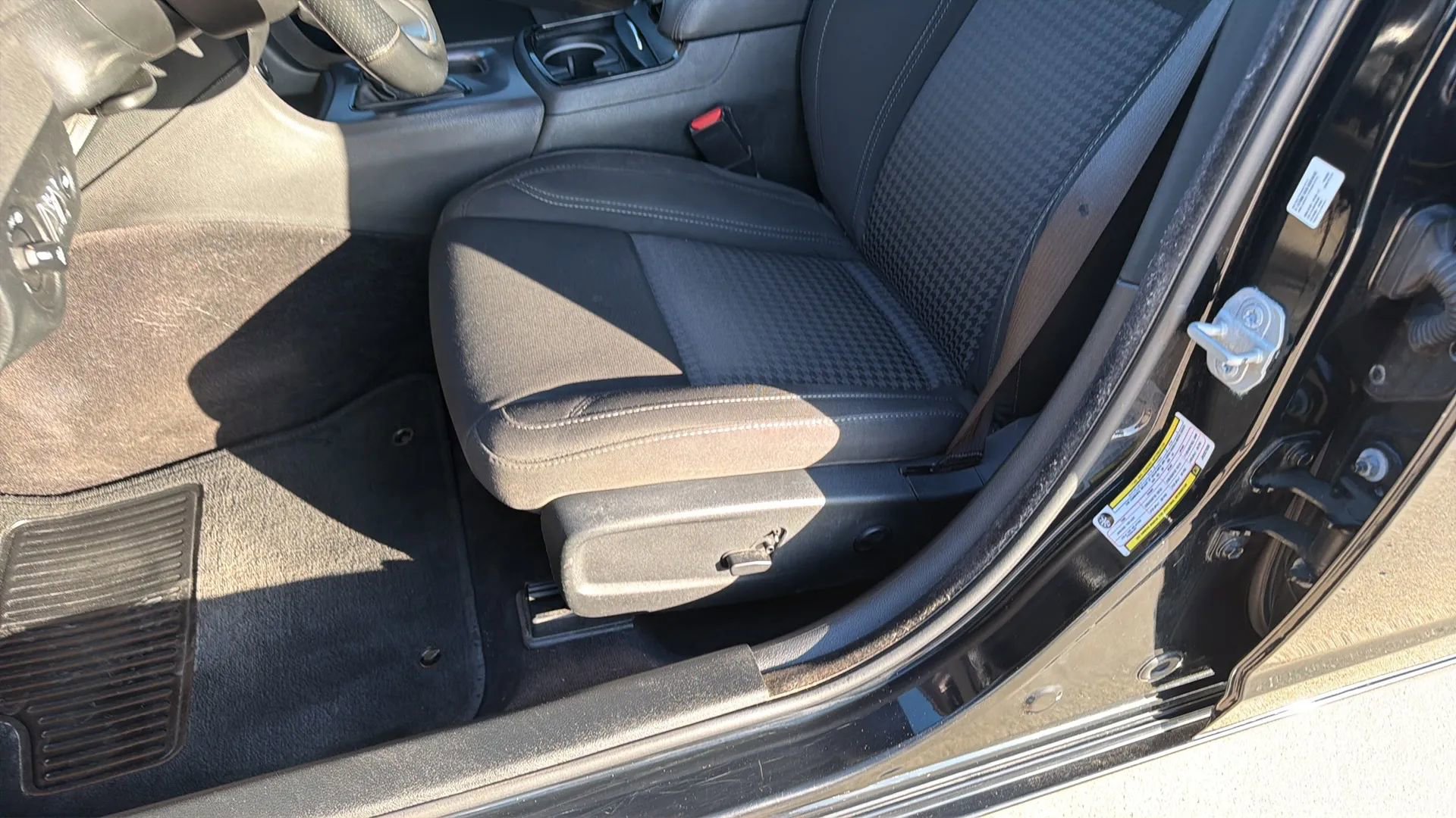 Used 2018 Dodge Charger GT w/ Driver Confidence Group image 39