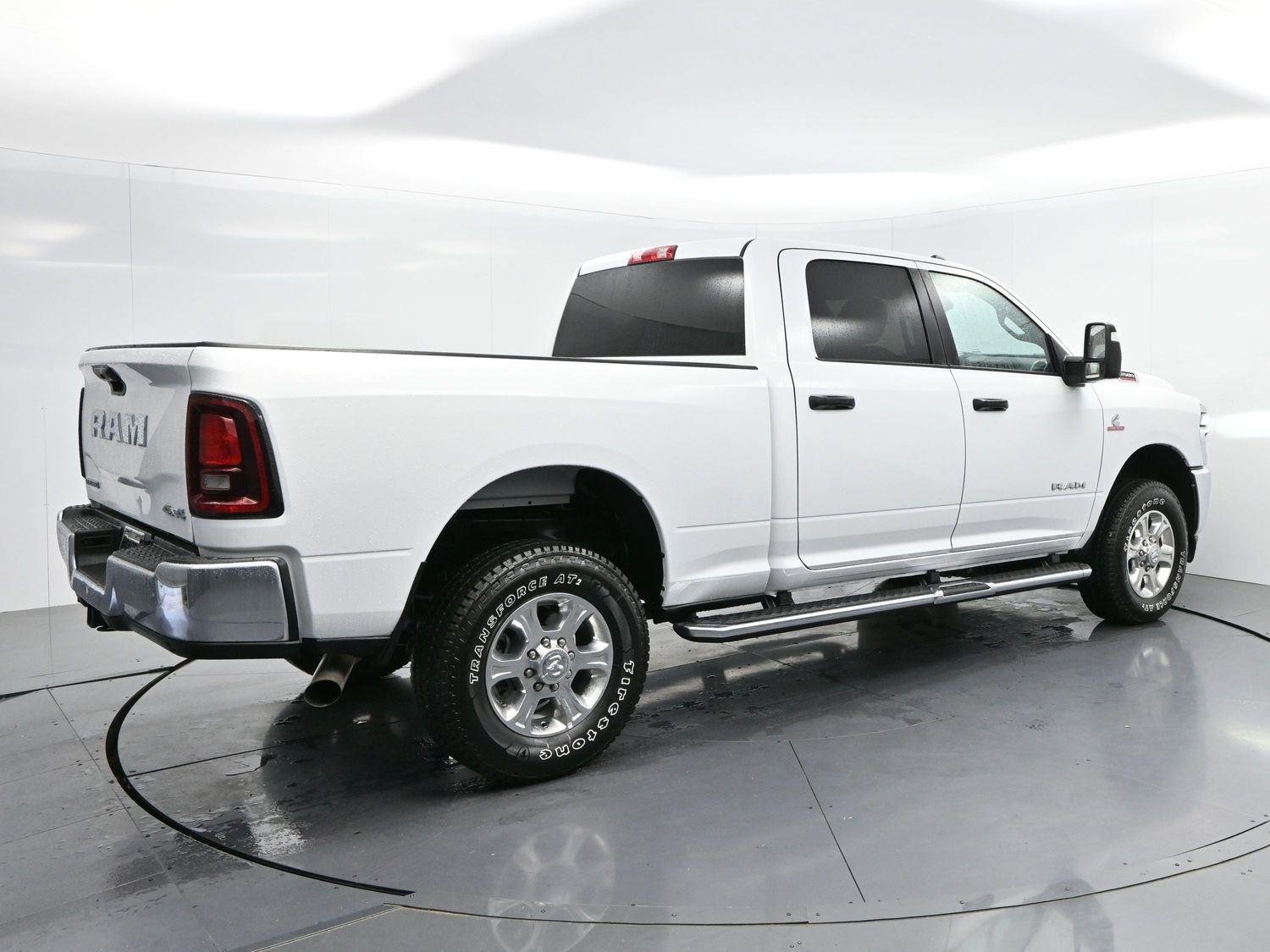 Used 2025 RAM 2500 Big Horn AWD/4WD image 7