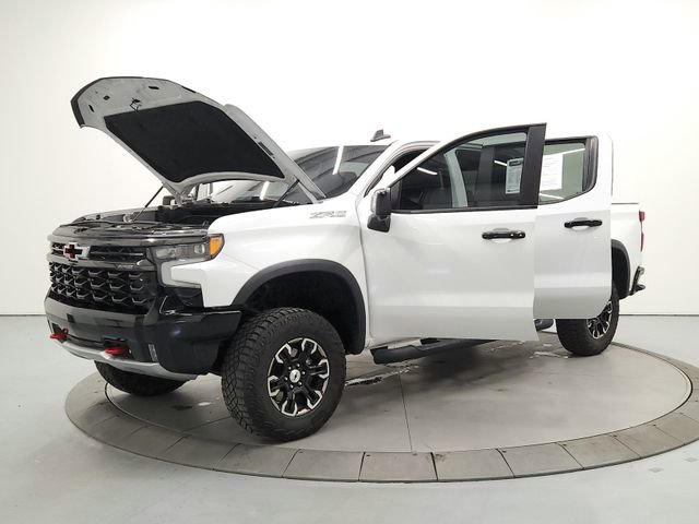 Used 2023 Chevrolet Silverado 1500 ZR2 w/ Technology Package AWD/4WD image 11