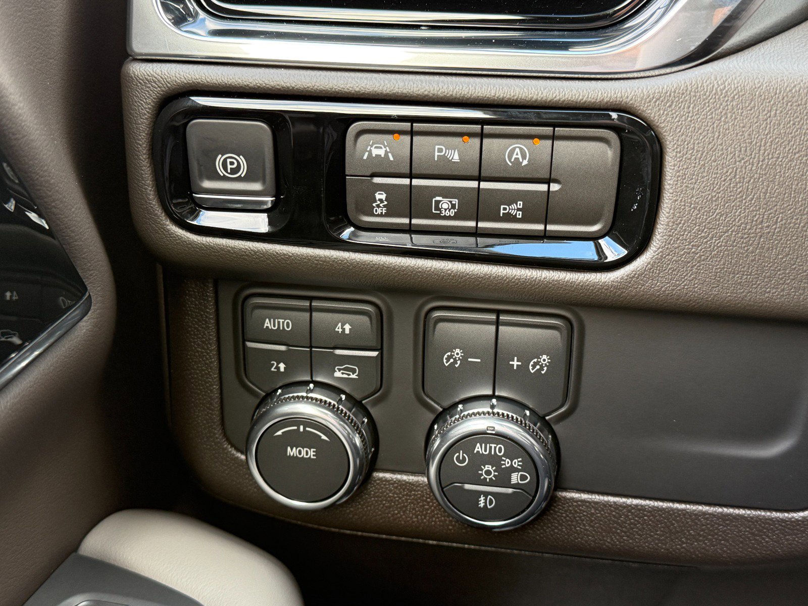 New 2026 GMC Yukon Elevation image 33