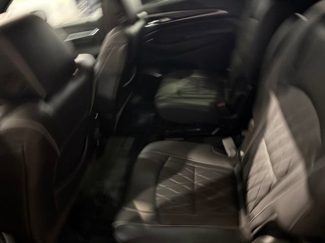 Used 2024 Buick Enclave Avenir w/ Avenir Technology Package AWD/4WD image 32