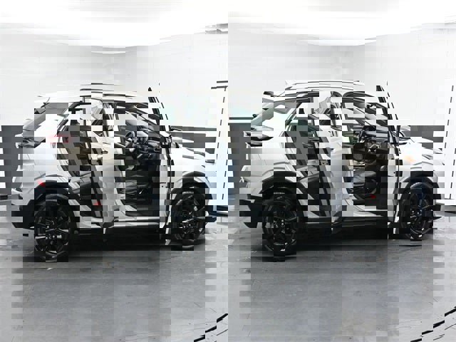 Used 2023 Chevrolet Bolt EUV Premier w/ Sun & Sound Package image 40