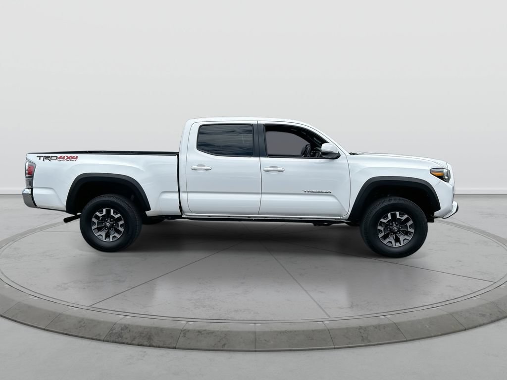 Used 2023 Toyota Tacoma TRD Off-Road AWD/4WD image 9