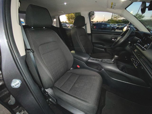 Used 2025 Honda HR-V LX image 23