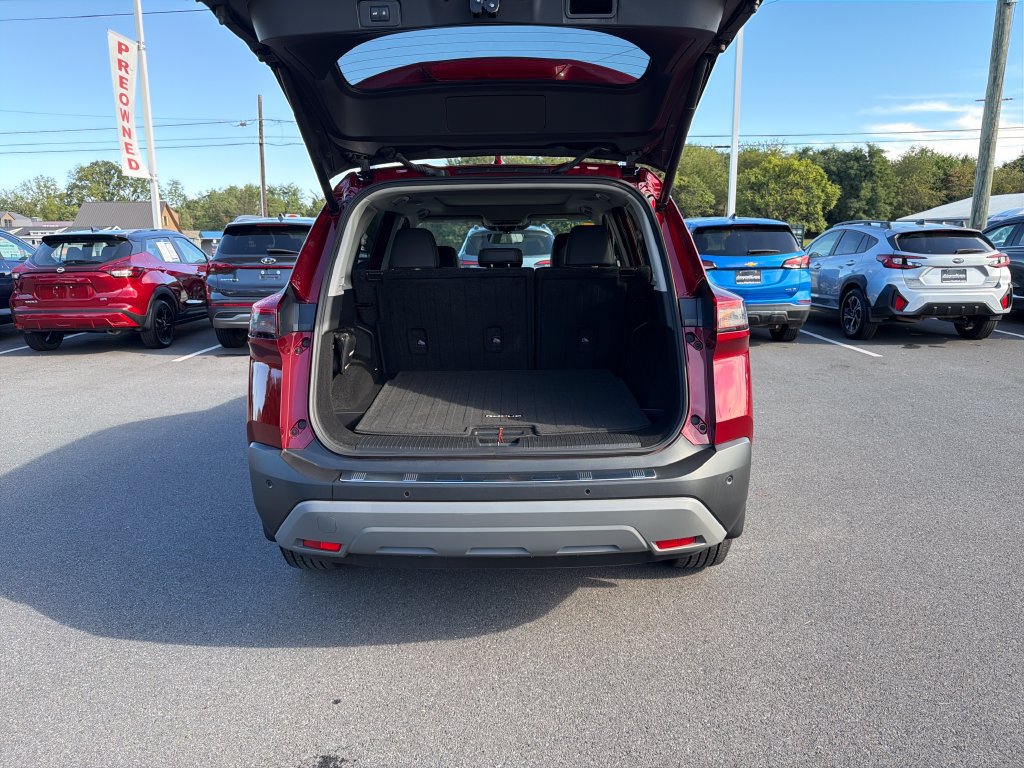 Used 2023 Nissan Rogue SV w/ SV Premium B Package AWD/4WD image 12