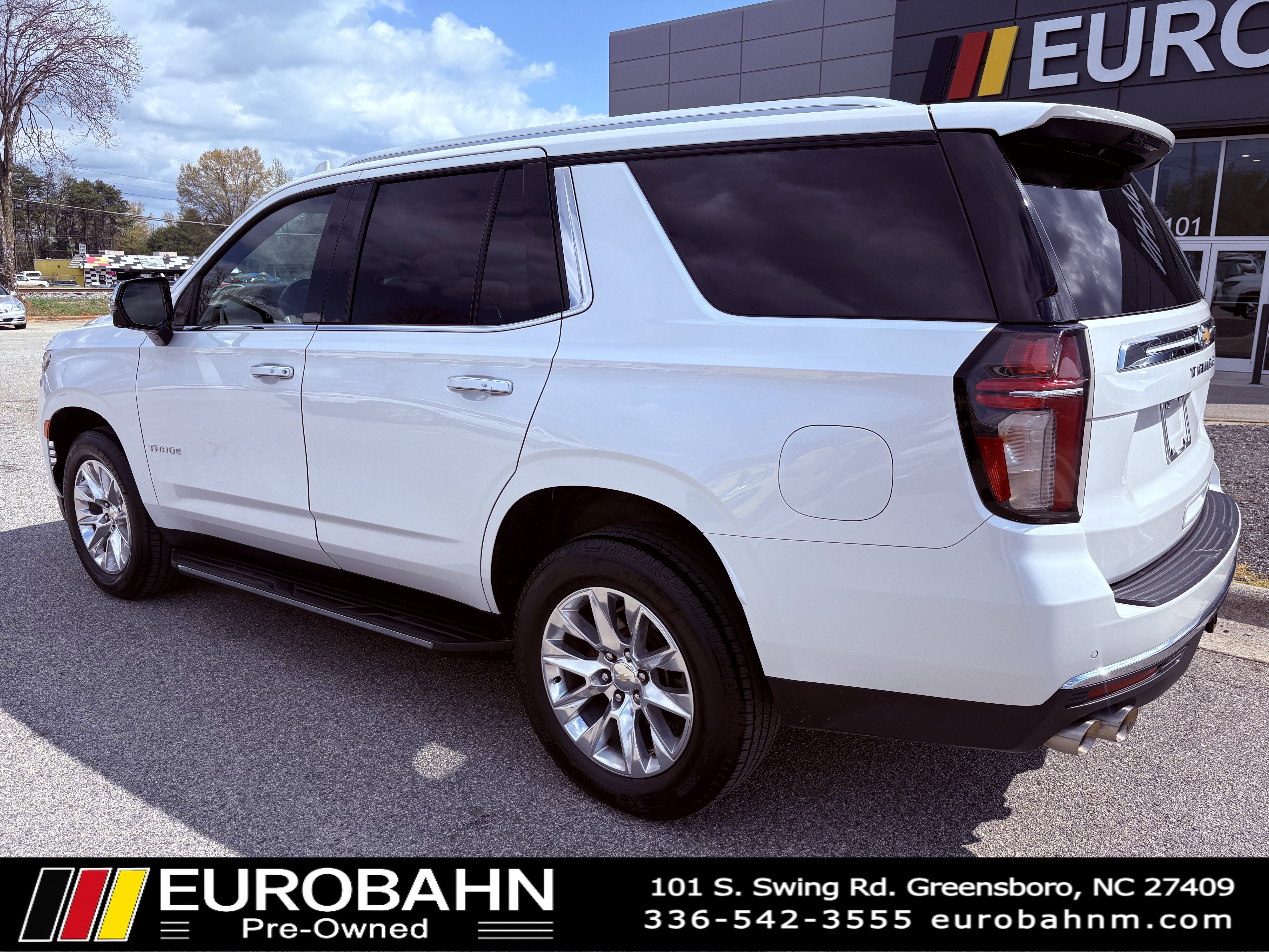 Used 2021 Chevrolet Tahoe Premier w/ Premium Package image 29