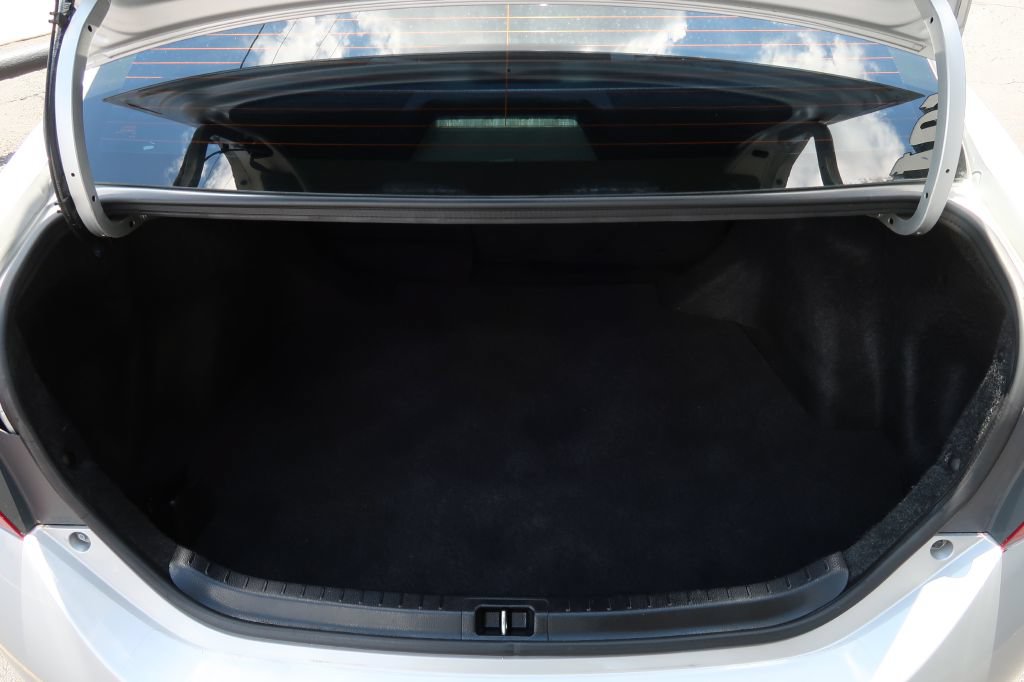 Used 2019 Toyota Corolla SE FWD image 12
