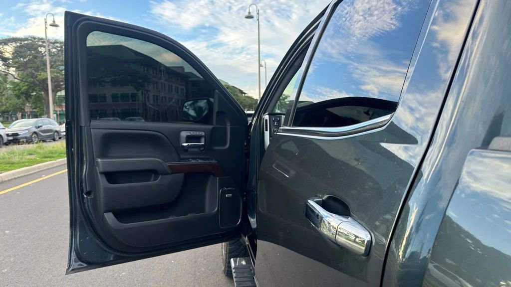 Used 2018 GMC Sierra 1500 SLT w/ SLT Premium Package image 13