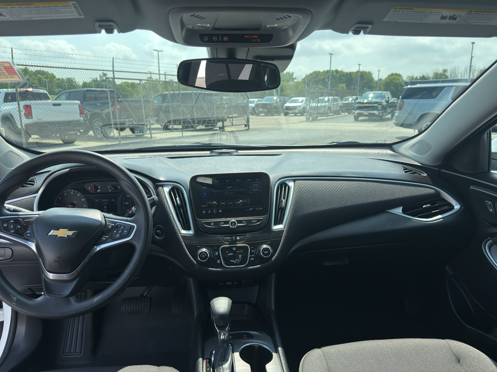 Used 2024 Chevrolet Malibu LS FWD image 27