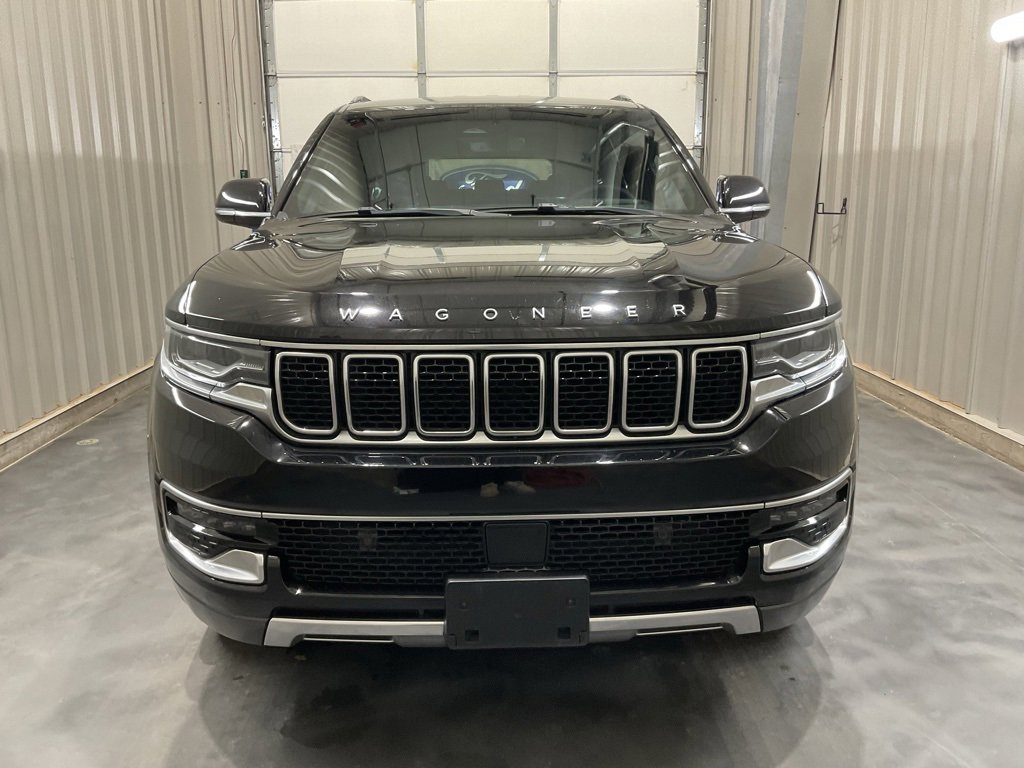Used 2022 Jeep Wagoneer Series III image 2