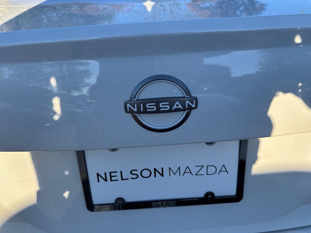 Used 2025 Nissan Versa SV w/ Trunk Package FWD image 51