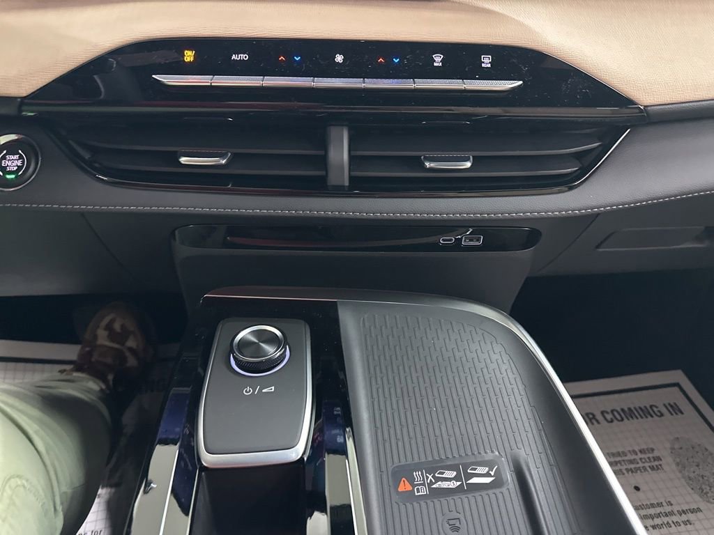 New 2026 Buick Enclave Preferred w/ Power Package AWD/4WD image 41