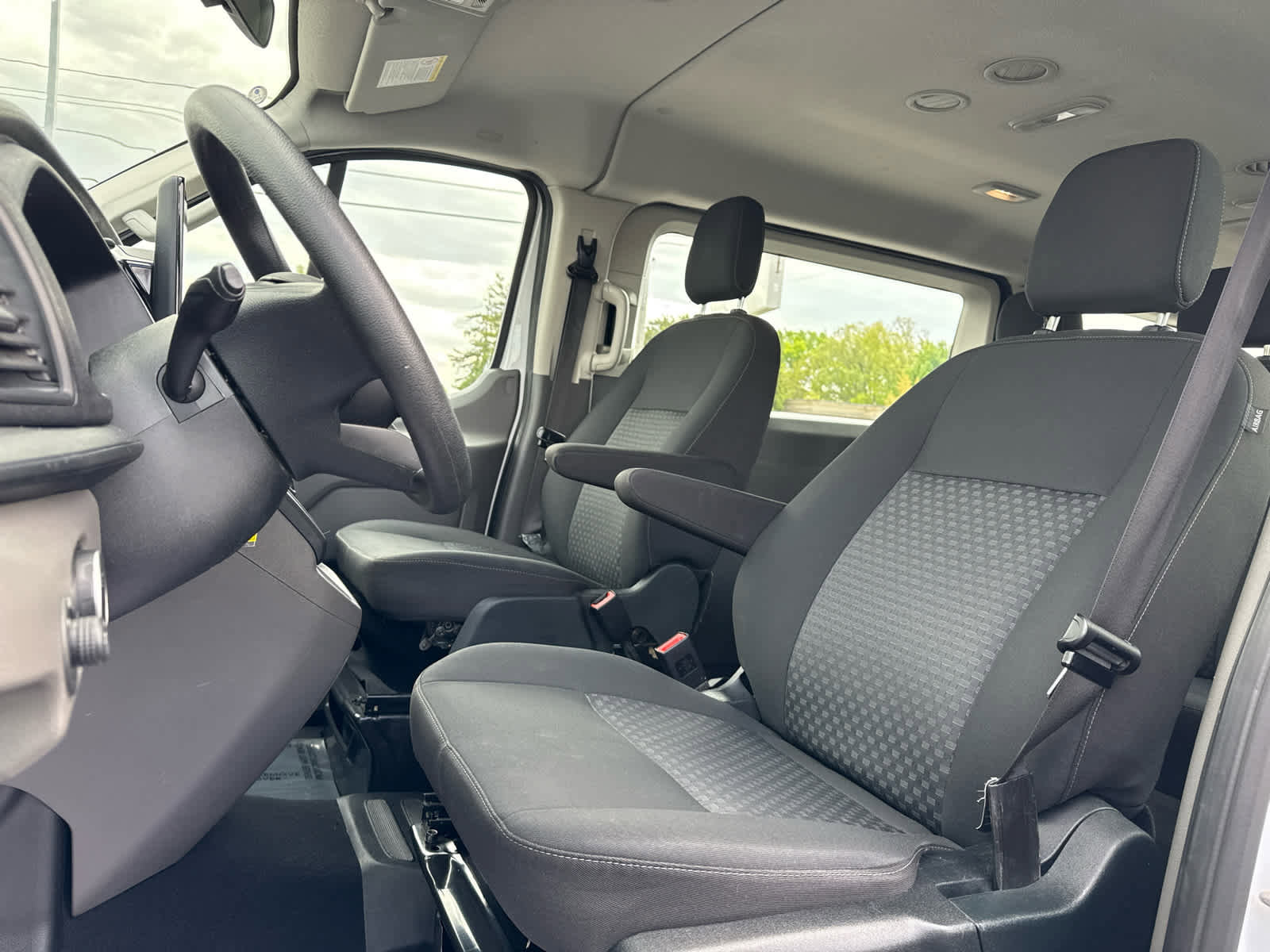 Used 2023 Ford Transit 350 XLT RWD image 11