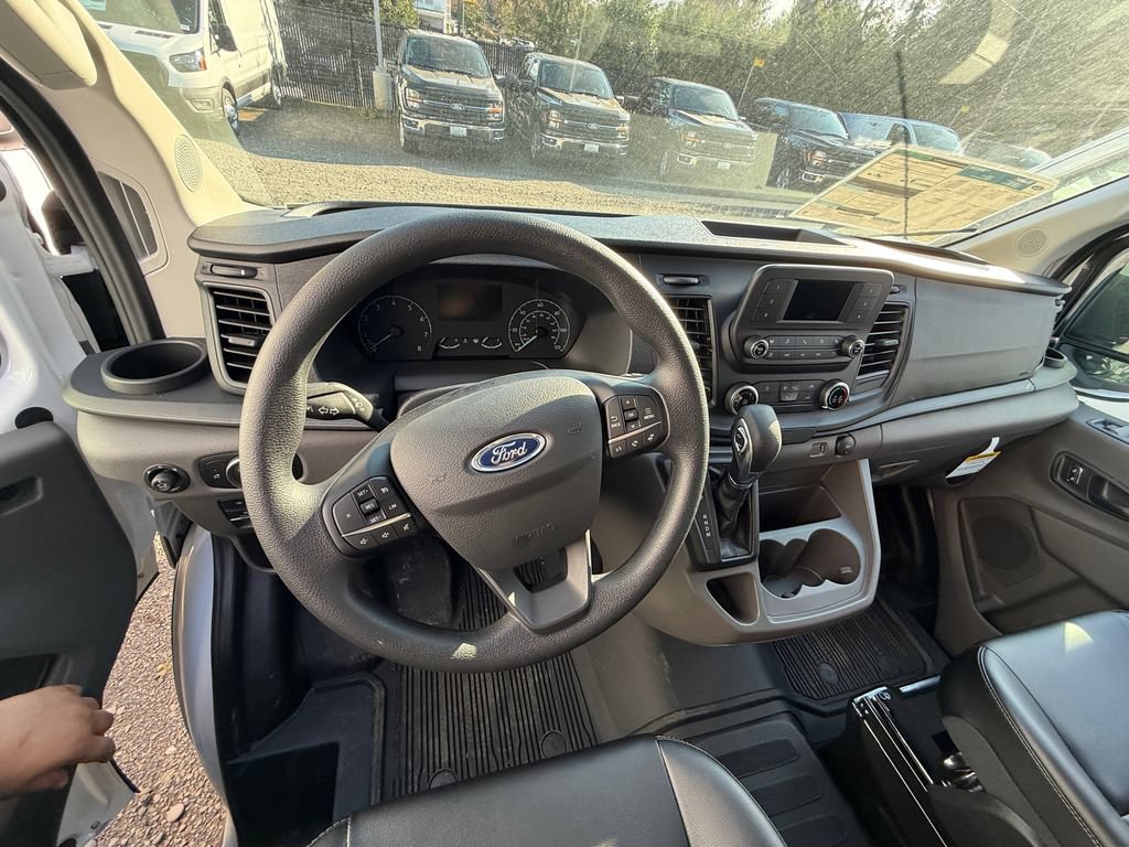 Used 2024 Ford Transit 150 Low Roof RWD image 8