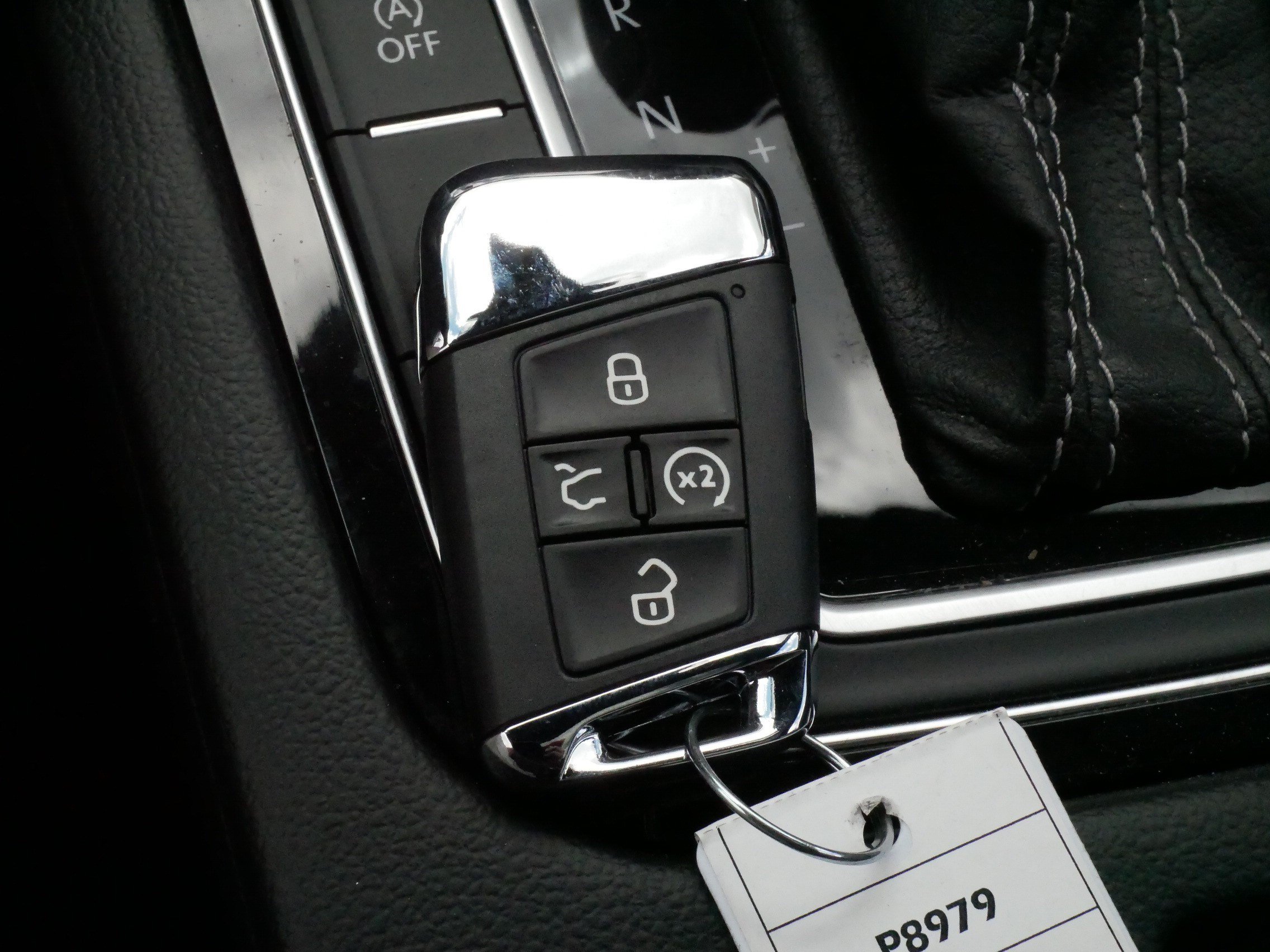 Used 2023 Volkswagen Arteon SEL Premium AWD/4WD image 33