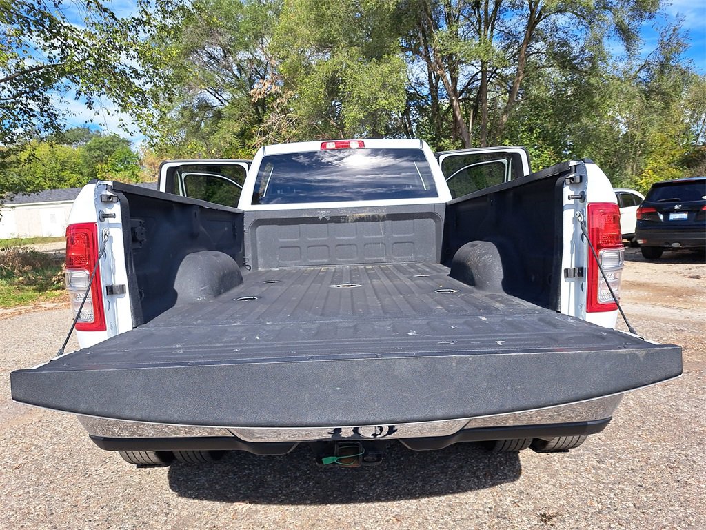 Used 2024 RAM 3500 Big Horn image 12
