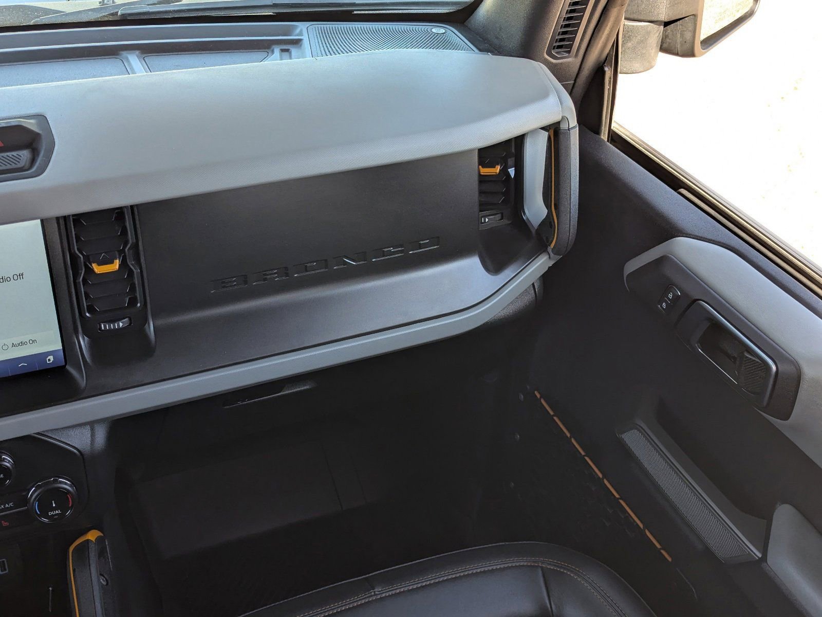 Used 2022 Ford Bronco Badlands AWD/4WD image 17