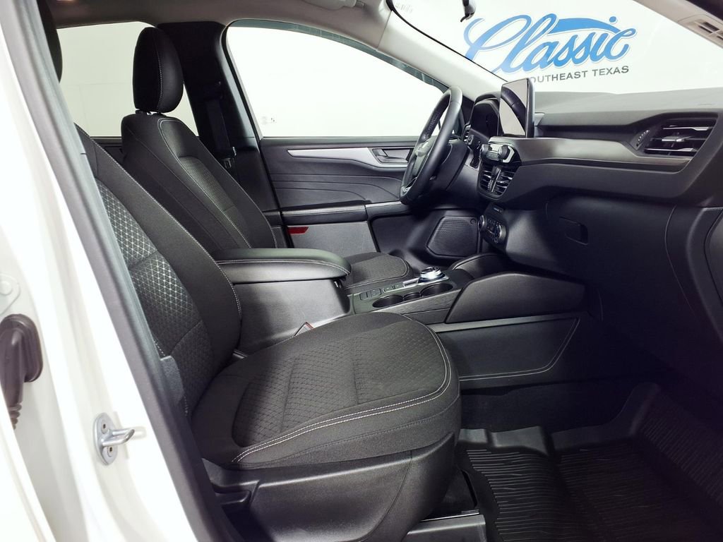 Used 2023 Ford Escape Active w/ Cold Weather Package image 12