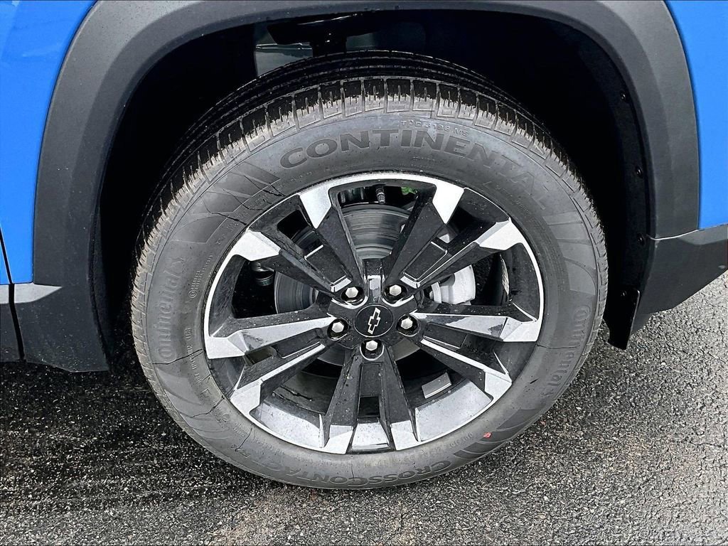 New 2026 Chevrolet Equinox RS w/ LPO, Floor Liner Package AWD/4WD image 8