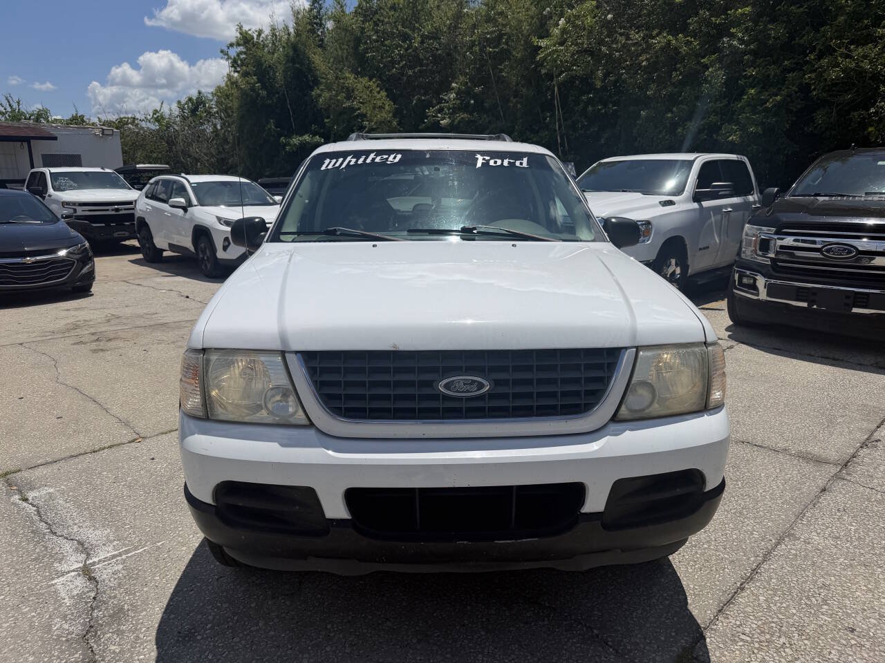 Used 2002 Ford Explorer XLT AWD/4WD image 2