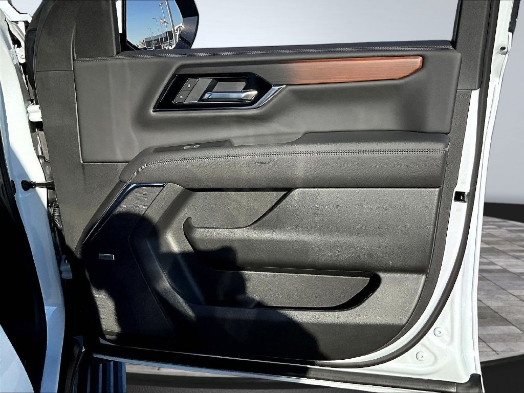 New 2027 GMC Yukon XL Denali w/ Denali Reserve Package AWD/4WD image 34