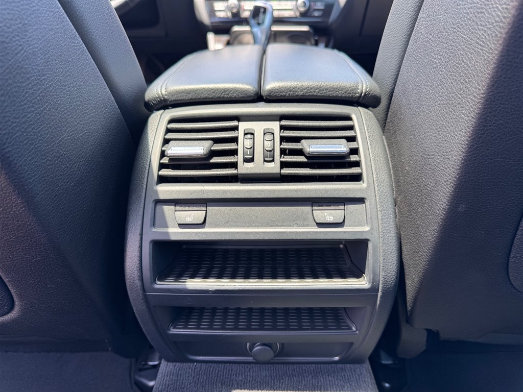 Used 2011 BMW 535i xDrive Sedan AWD/4WD image 21