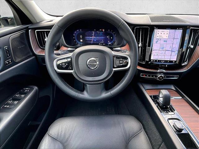 Used 2024 Volvo XC60 B5 Plus w/ Protection Package Premier image 7