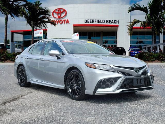 Certified 2023 Toyota Camry XSE image 1