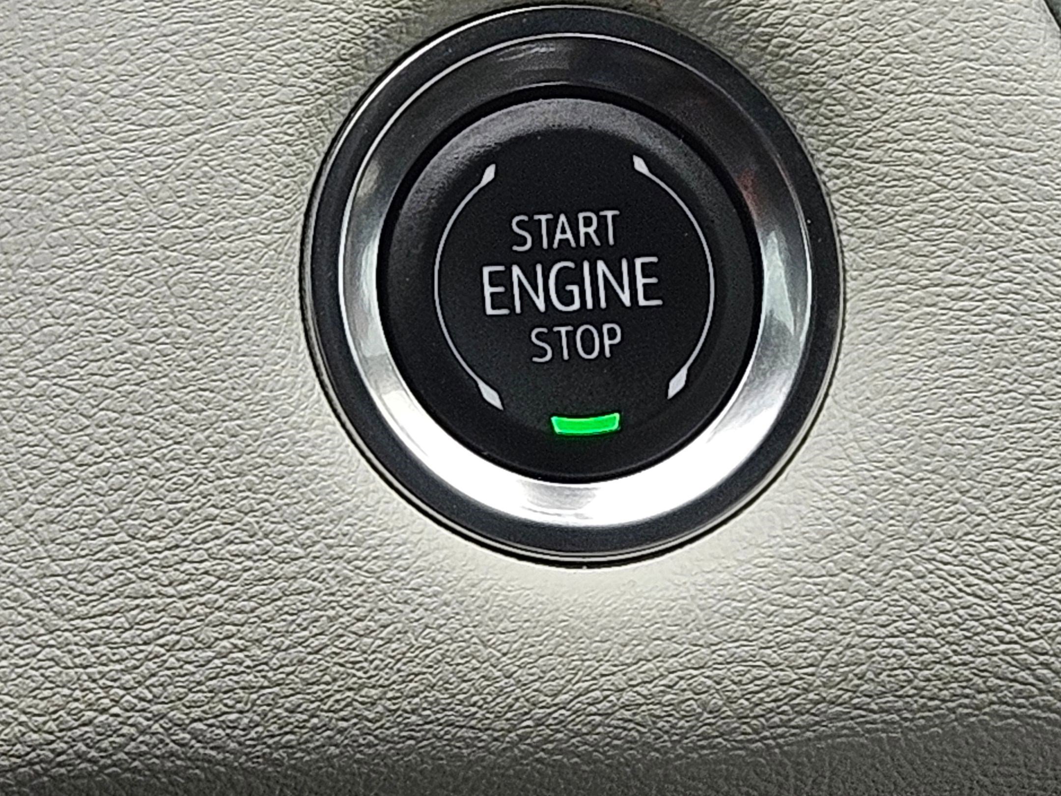 Used 2025 GMC Canyon AT4 w/ AT4X Package image 21