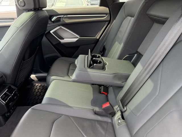 Used 2023 Audi Q3 2.0T Premium w/ Convenience Package AWD/4WD image 13