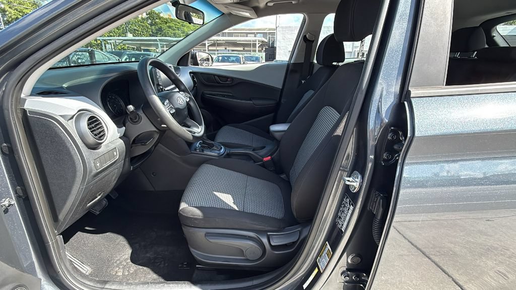 Used 2018 Hyundai Kona SE FWD image 23