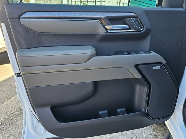 Used 2022 Chevrolet Silverado 1500 ZR2 w/ Technology Package image 18