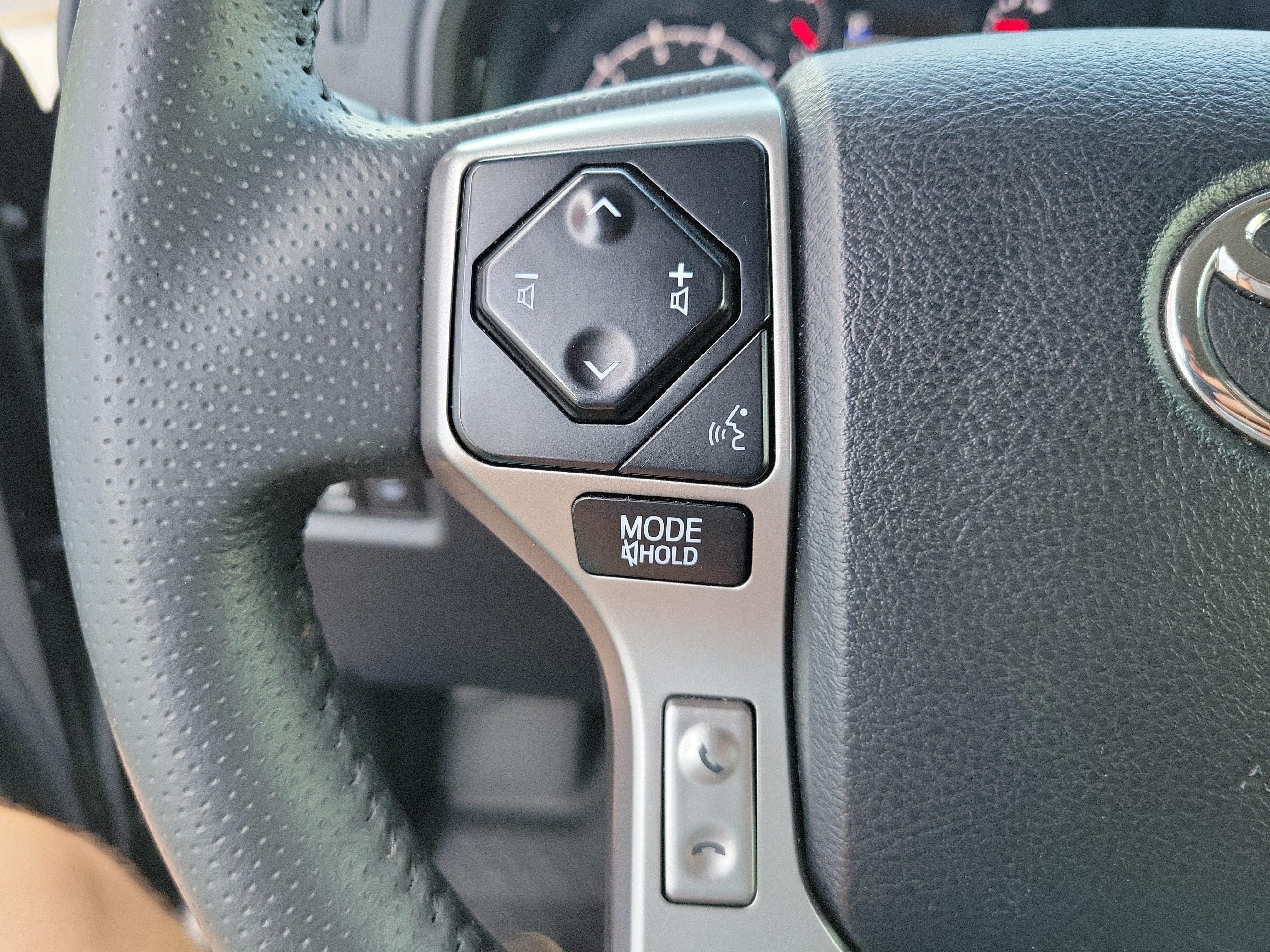 Certified 2024 Toyota 4Runner SR5 RWD image 21