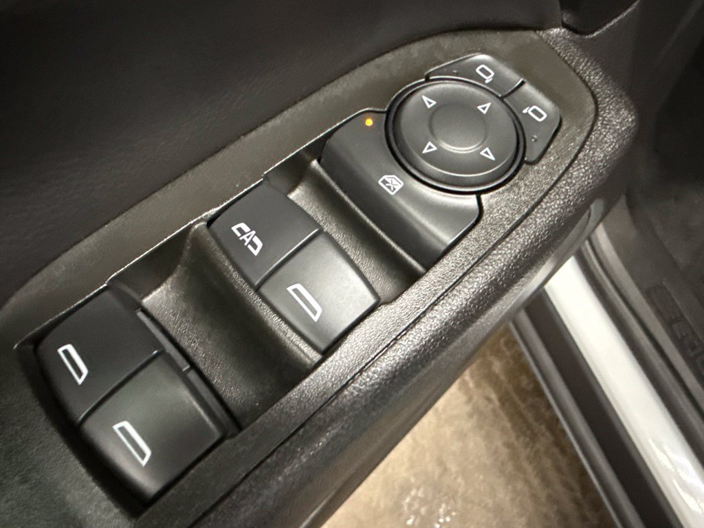 Used 2024 Chevrolet Equinox LT AWD/4WD image 21
