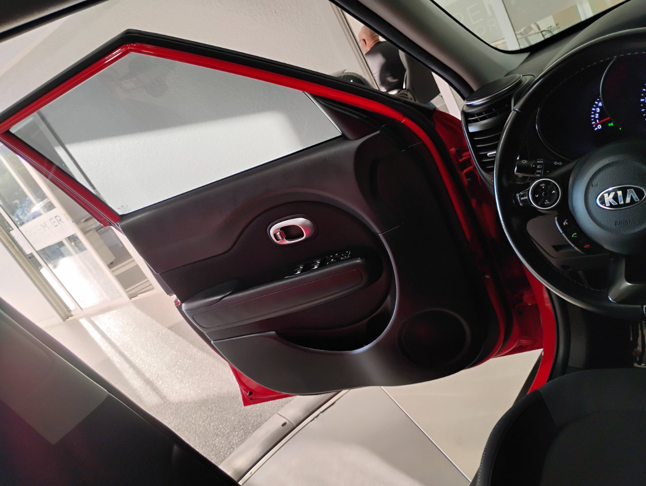 Used 2017 Kia Soul + w/ Designer's Package image 26