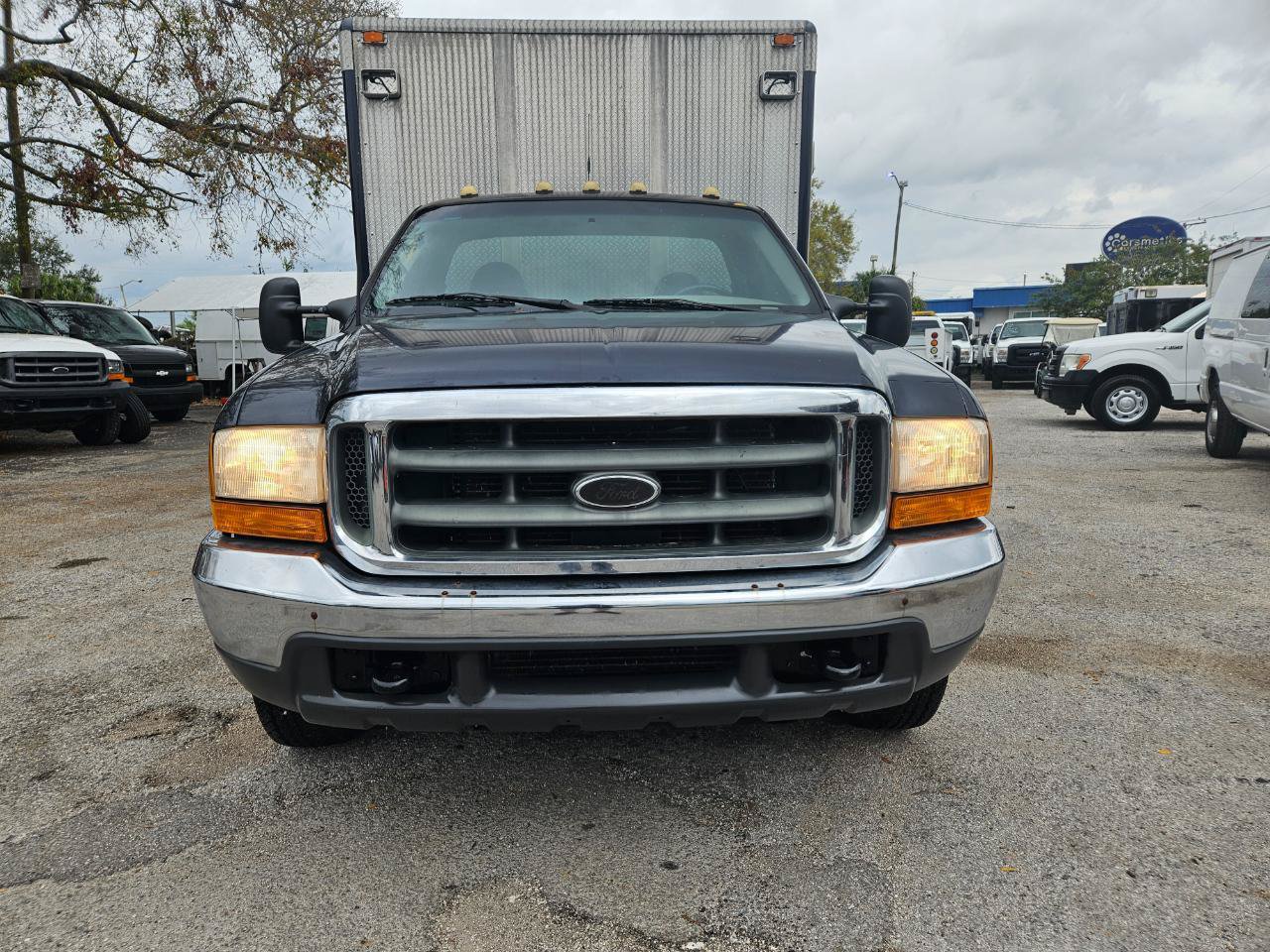 Used 2000 Ford F350 2WD Regular Cab DRW Super Duty image 8