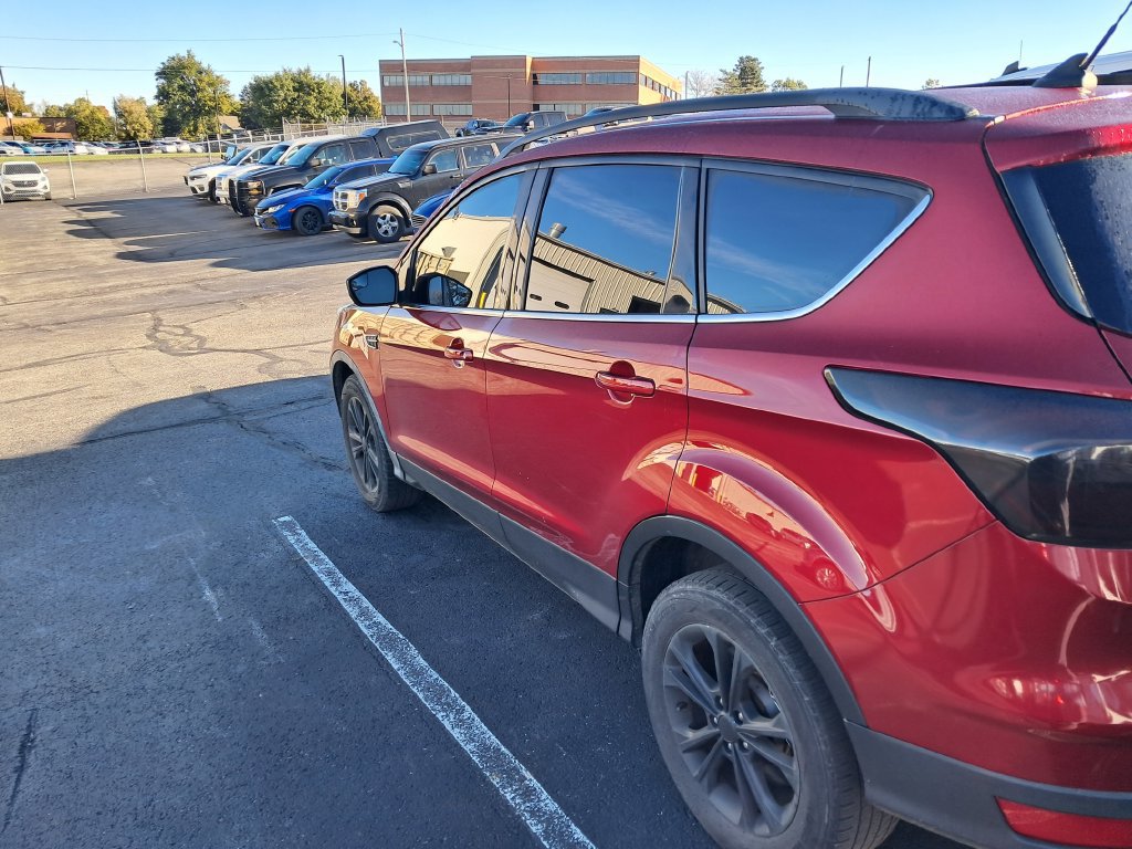 Used 2018 Ford Escape SEL FWD image 8