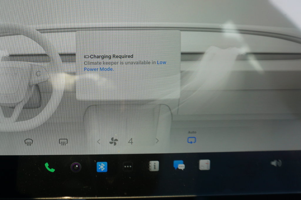 Used 2024 Tesla Model 3 Standard Range RWD image 19