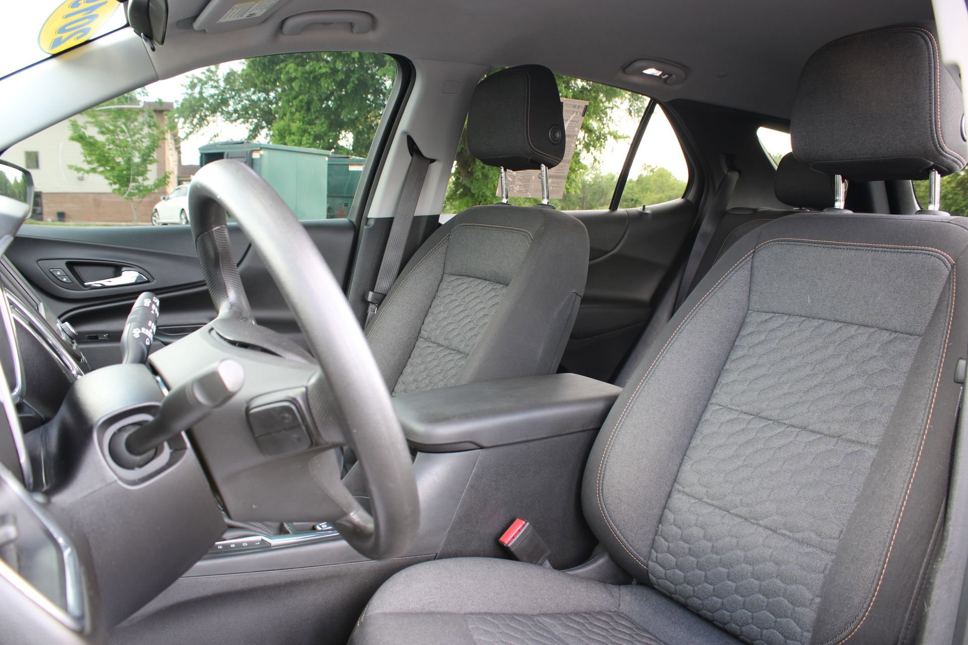 Used 2019 Chevrolet Equinox LT FWD image 13