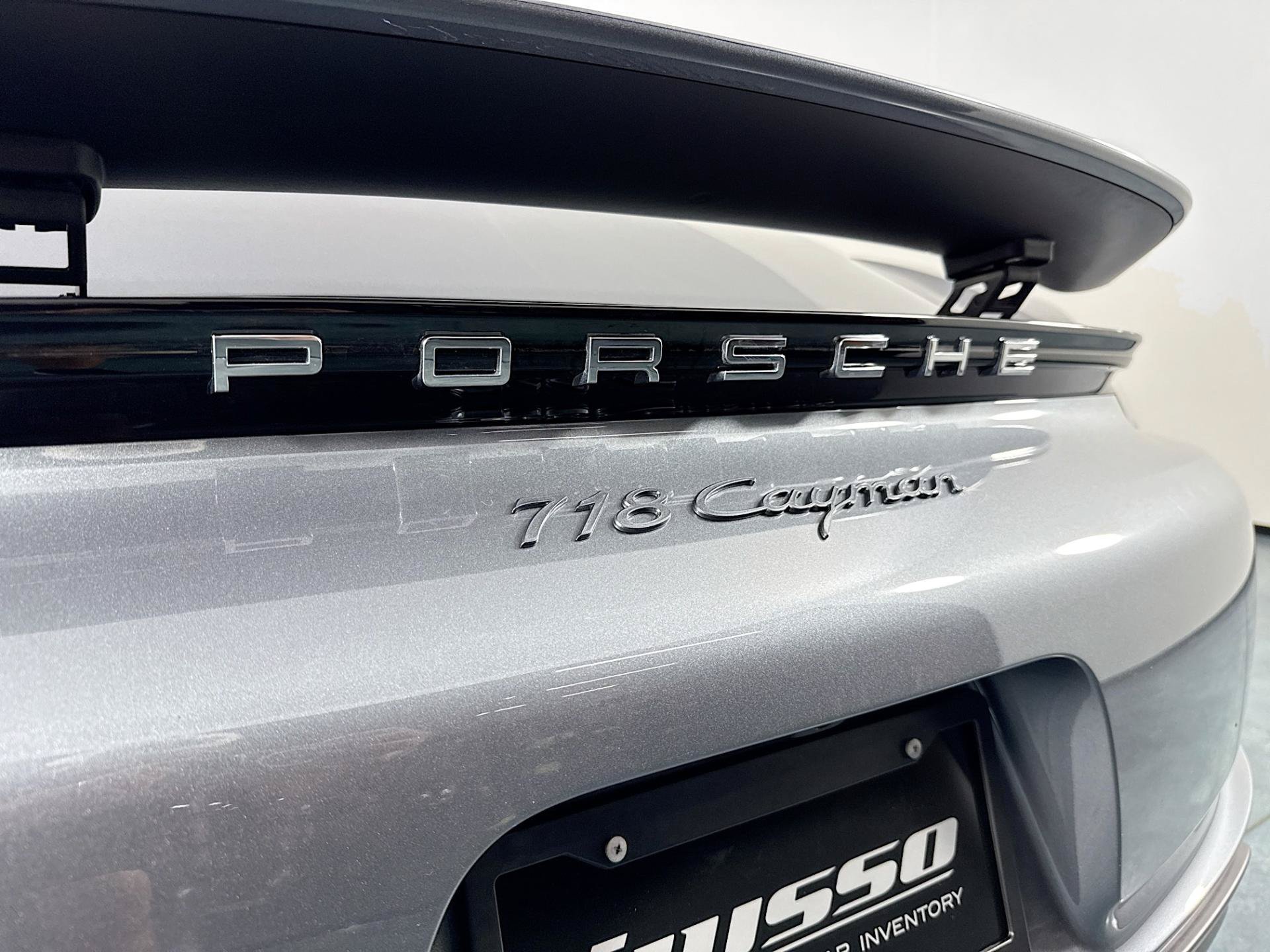 Used 2025 Porsche 718 Cayman RWD image 32