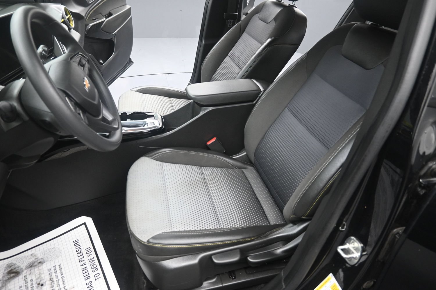 Used 2024 Chevrolet Trax LT FWD image 17