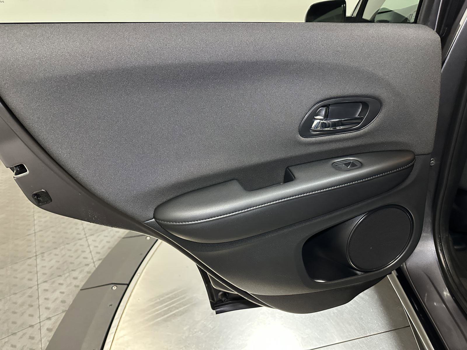 Certified 2022 Honda HR-V Sport image 28