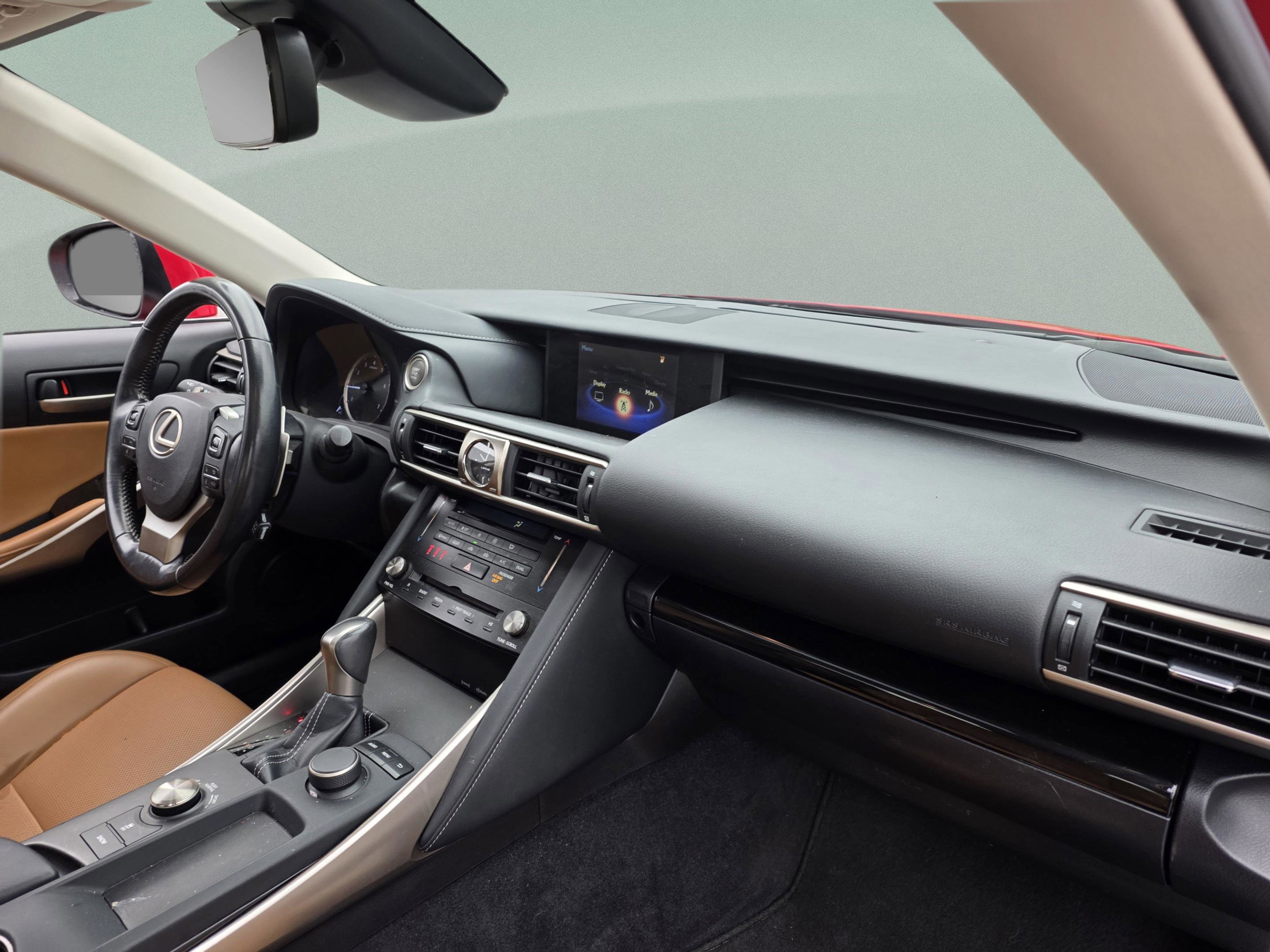 Used 2017 Lexus IS 200t image 27