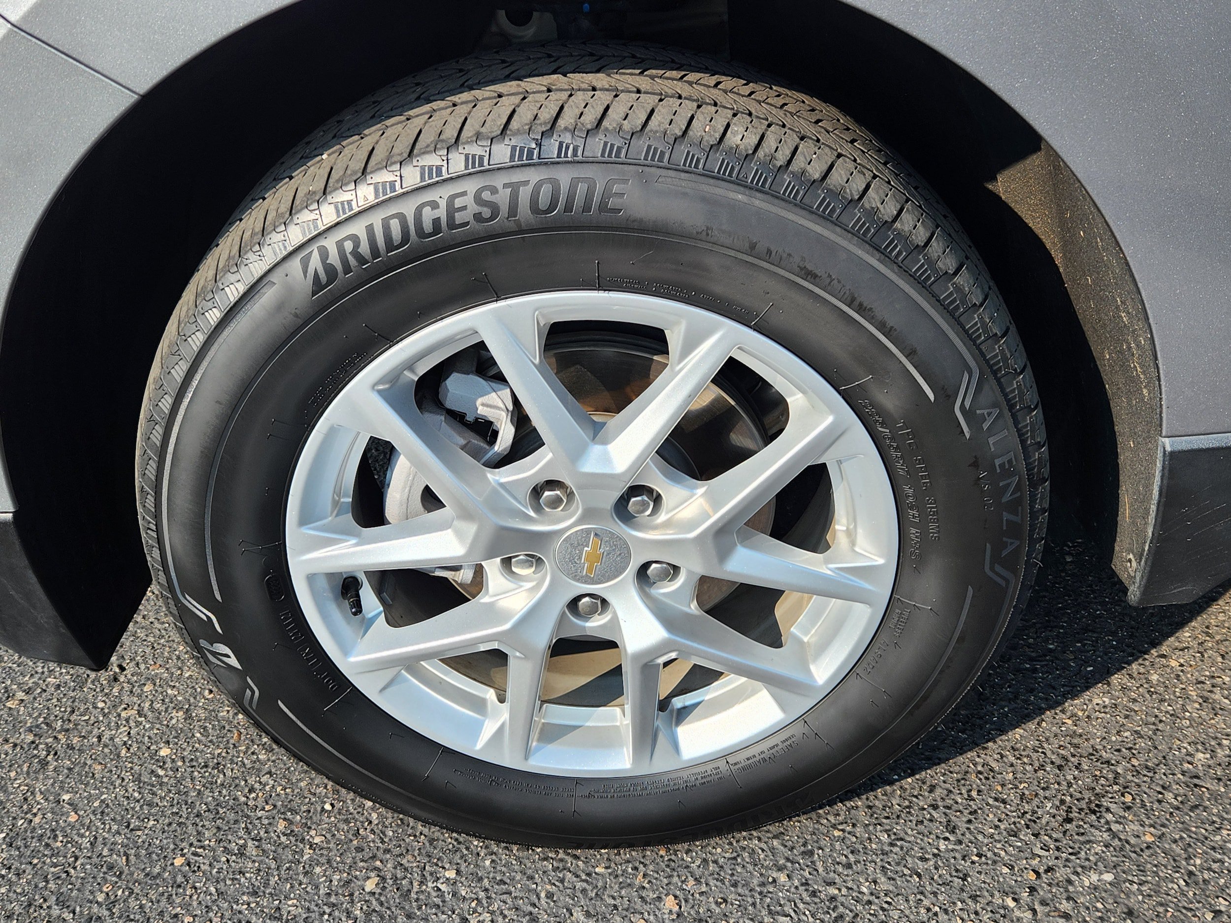 Used 2024 Chevrolet Equinox LS w/ LS Convenience Package AWD/4WD image 14