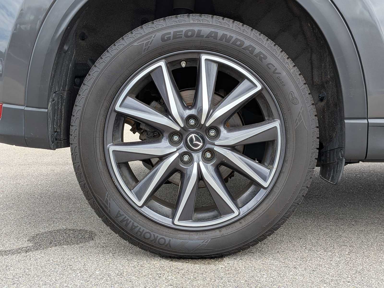 Used 2018 MAZDA CX-5 Touring w/ Preferred Equipment Package AWD/4WD image 14