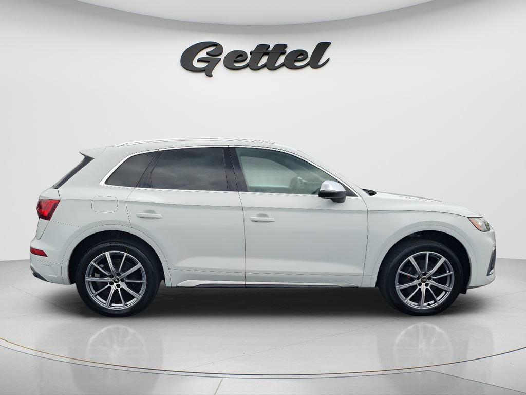 Used 2021 Audi SQ5 Premium Plus w/ Premium Plus Package AWD/4WD image 4